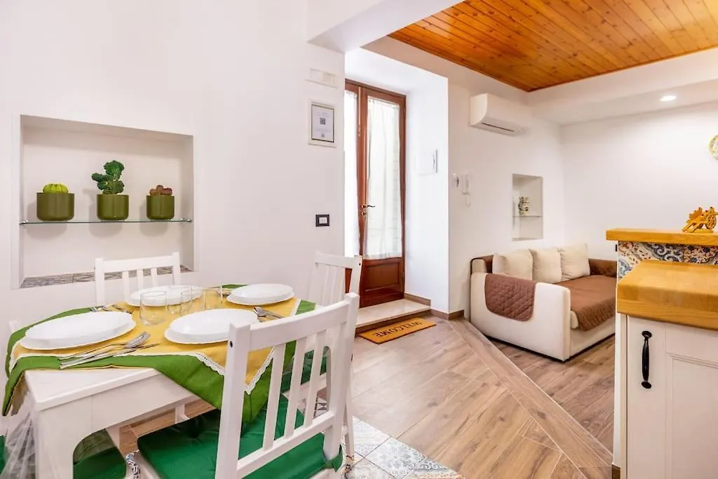 Centro Storico Sciacca - Casa Di Pisa Apartment