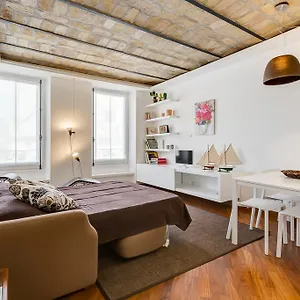 https://piazza-navona-coronari-house.it-romehotels.com